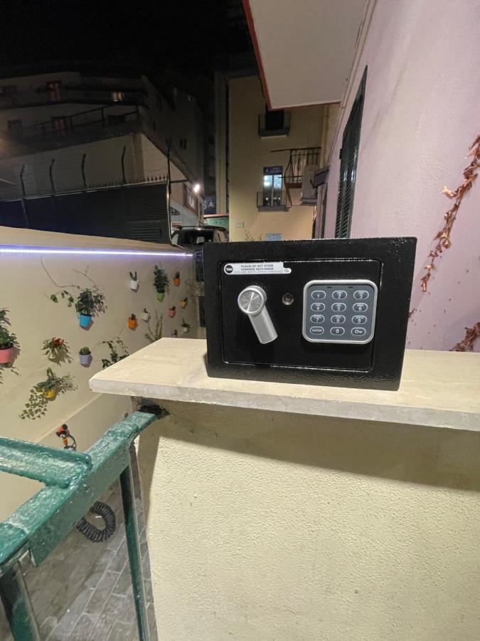 ナポリCesi 13アパートメント エクステリア 写真